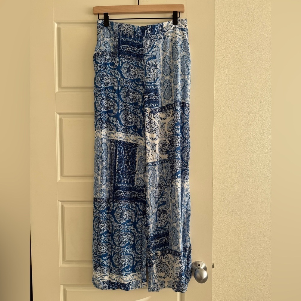Zara Blue Paisley Pattern Pants Size Large